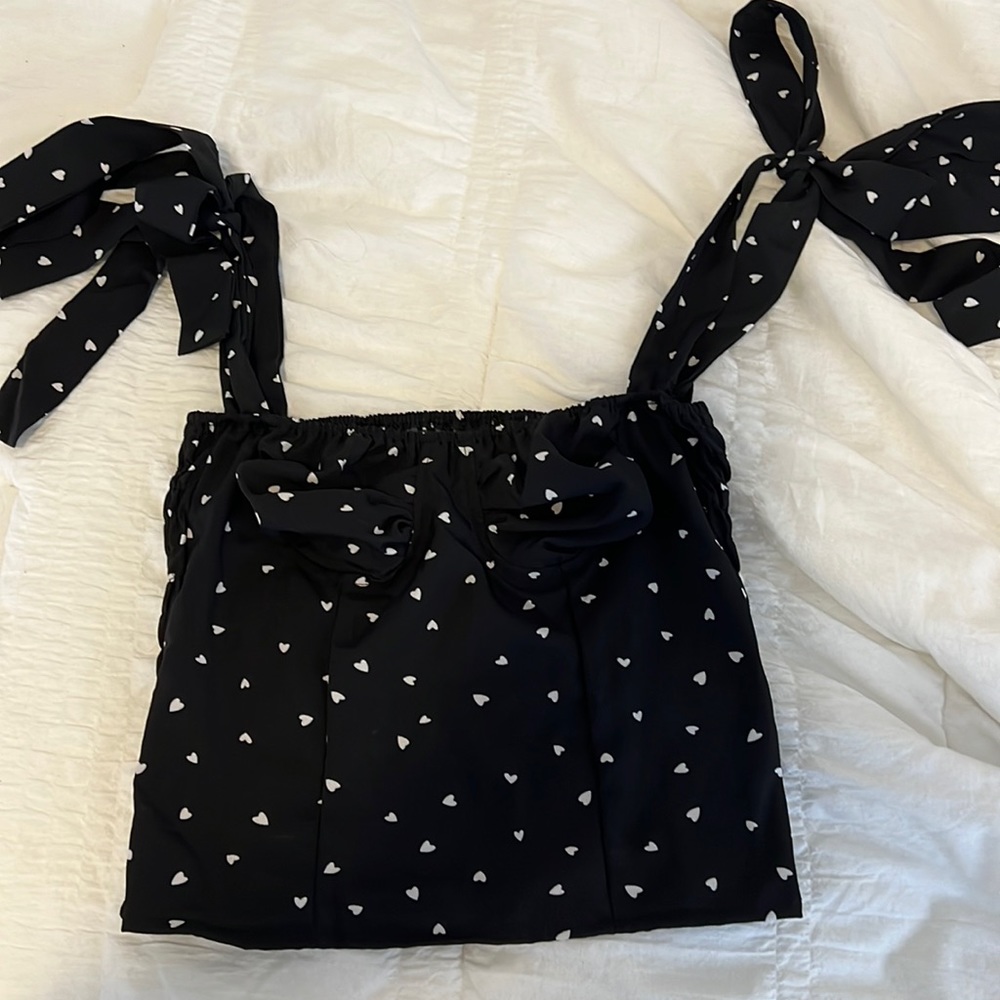 Crop top with cup detail and tie straps